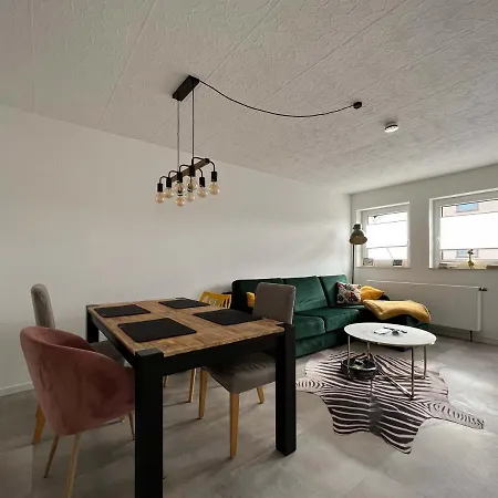 Favstay: Industrial Chic With Panoramic Views And Modern Amenities Apartment