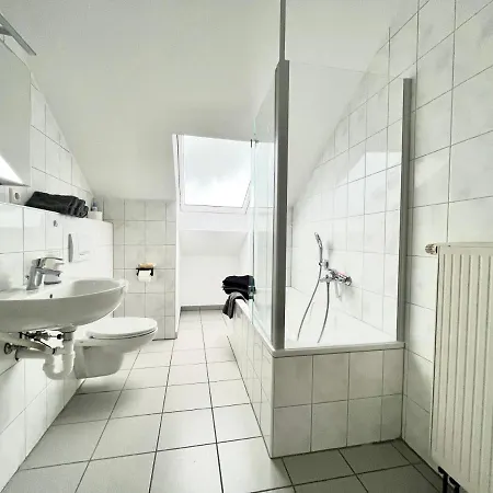 Apartment Favstay: Industrial Chic With Panoramic Views And Modern Amenities Waldbrol