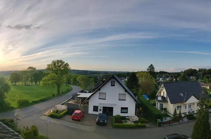 Favstay Industrialstyle 2-zimmer 60qm Mit Balkon, Panarbora Fernblick, 55