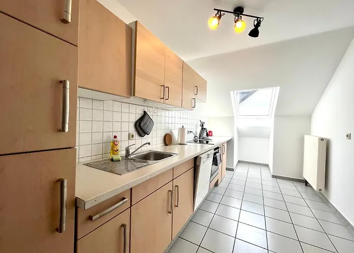 Favstay Industrialstyle 2-zimmer 60qm Mit Balkon, Panarbora Fernblick, 55